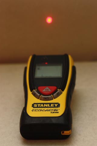 Test Mètre Laser Stanley Tlm 100