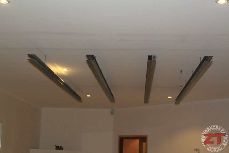 Brico : création d'un faux plafond avec ruban led et spots