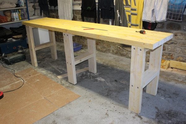 Bricolage : Comment fabriquer un établi de travail en bois - work bench 