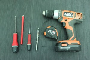 Liste des outils utilisés pour installer une tringle à rideaux