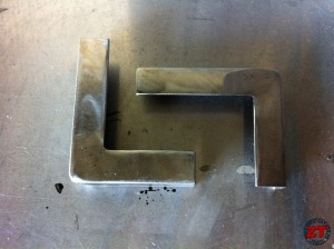 Conception étagère de chevet skateboard