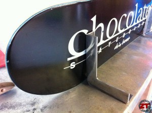 Conception étagère de chevet skateboard