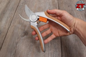 Sécateur à lame franche Fiskars Quantum P100