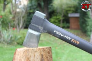 Fiskars Merlin X25