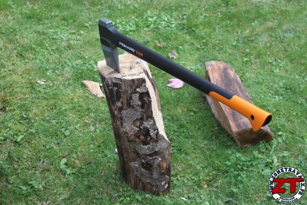 Haches et merlins : outils pour le bois Fiskars - Zone Outillage