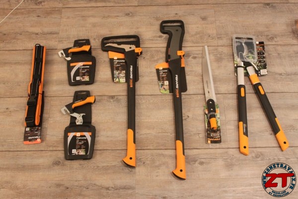 Pince à bûches Fiskars WoodXpert