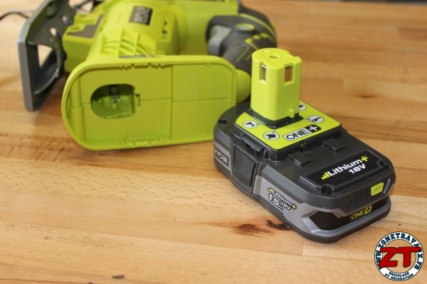 Test : Scie sauteuse pendulaire Ryobi R18JS-0