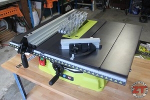 RYOBI scie sur table 1800W RTS1800EF-G