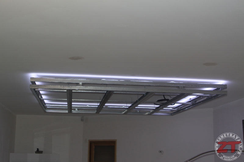 Brico Creation D Un Faux Plafond Avec Ruban Led Et Spots