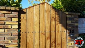 Fabrication restauration portillon en bois acier