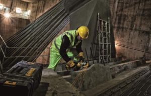 DEWALT-EXTREM-METAL